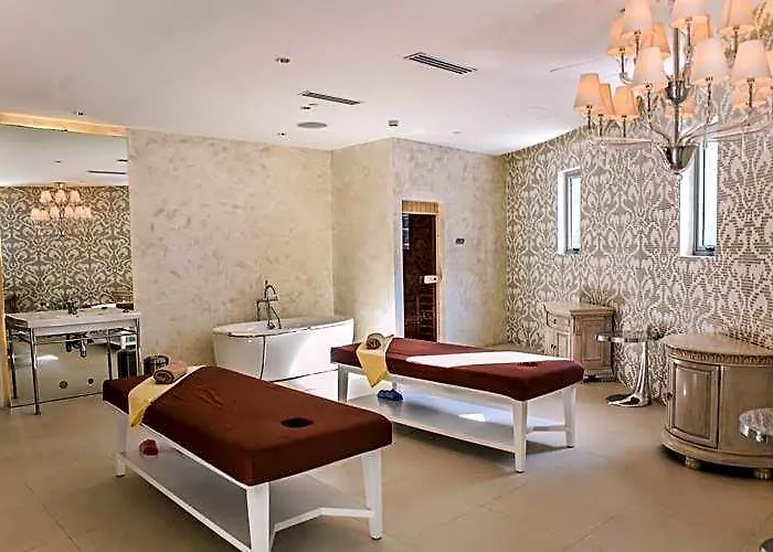 Hotel Azure Beachclub Near Airport