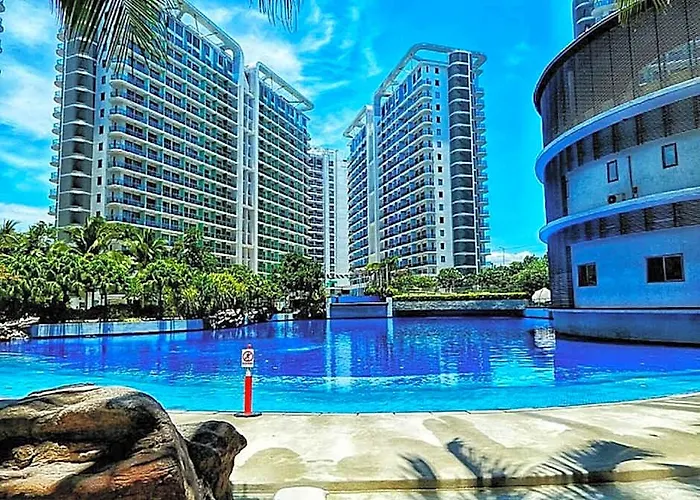 Hotel Azure Beachclub Near Airport