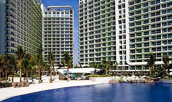 Azure Beachclub Near Airport Hotel